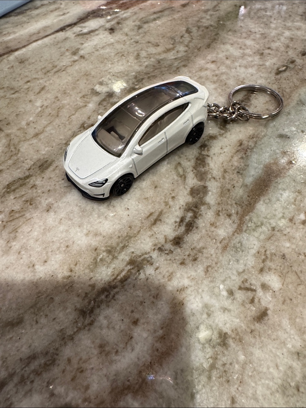 White Tesla Model y performance Keychain  Car Keyring